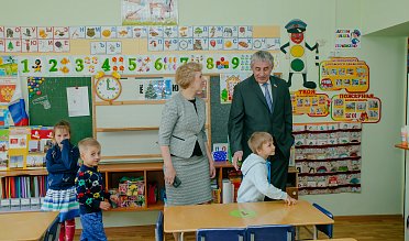 Председатель Законодательного Собрания Сергей Грачев посетил объекты социально-образовательной сферы Тоцкого района 